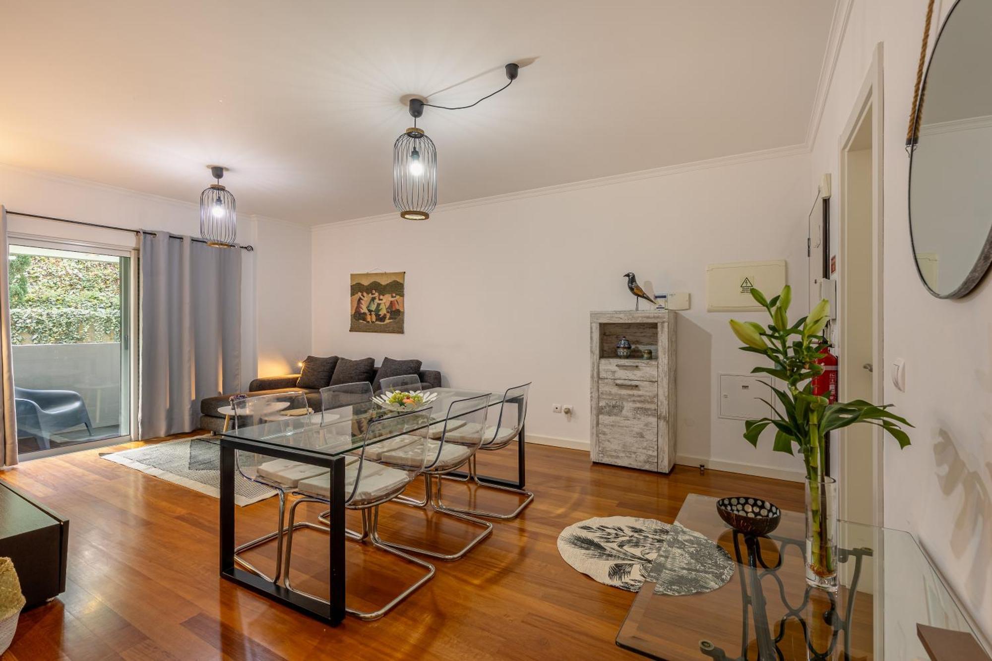 Kaizen & Pool Apartment